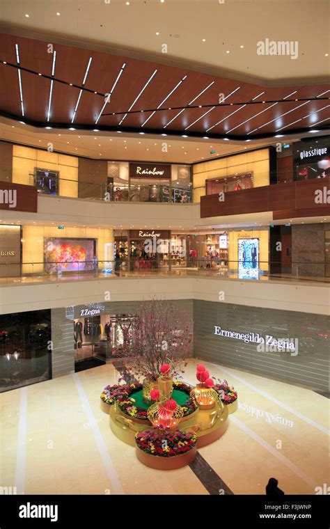 Macau Shopping Mall .